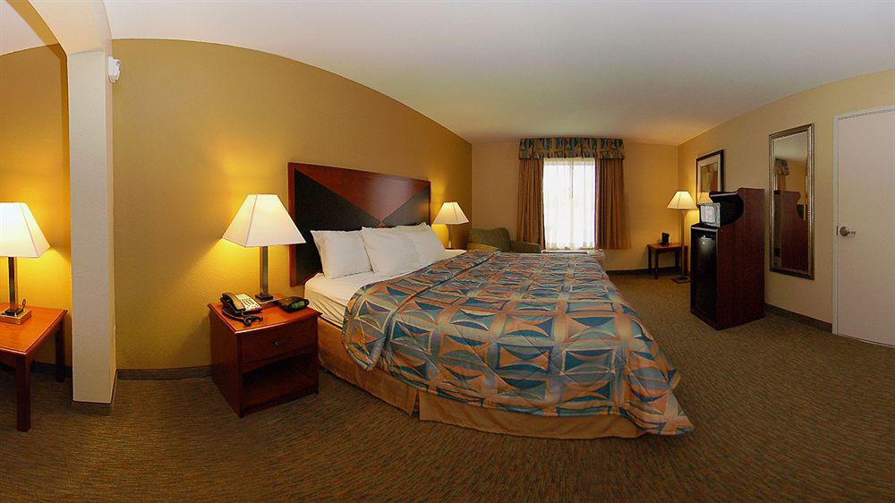 Sleep Inn & Suites Brunswick Exterior photo